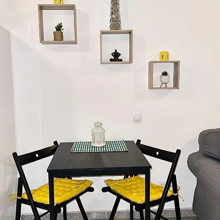 Camino Del Charco Apartment *